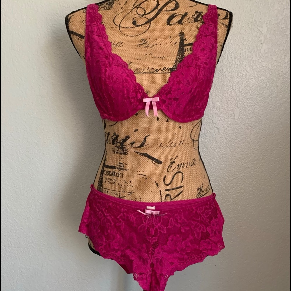 Victoria’s Secret Set